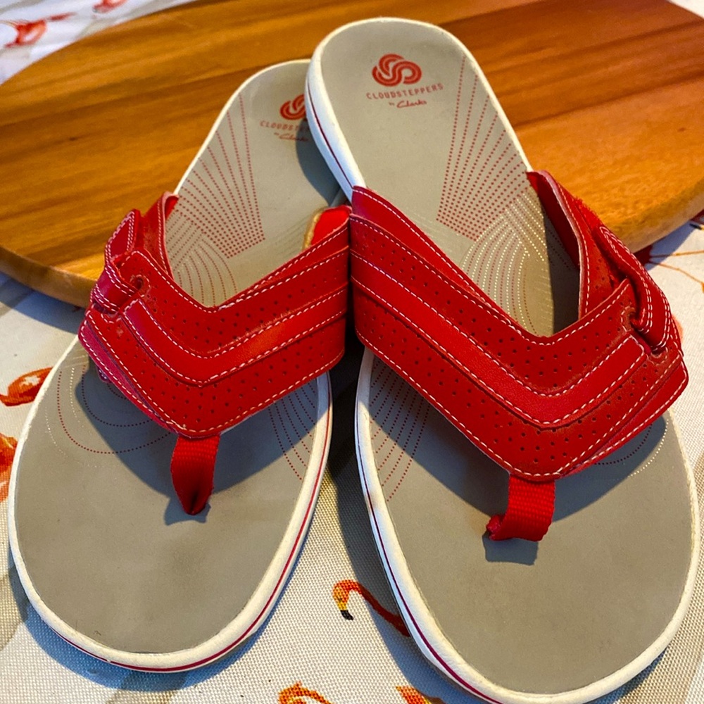 Clarks Red and Gray Cloudsteppers Sandals